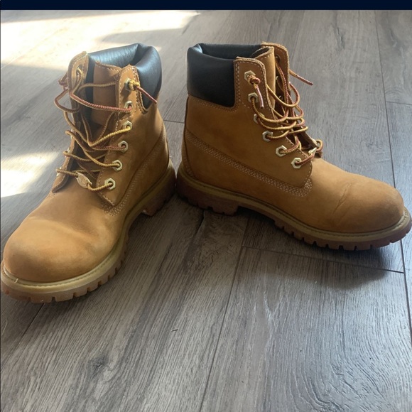 Tan timberland boots size 5.5 men
